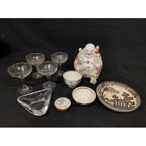 625 - 4 vintage Babycham glasses, Signed glass ashtray, oriental small bowls (smallest has mark underneath... 