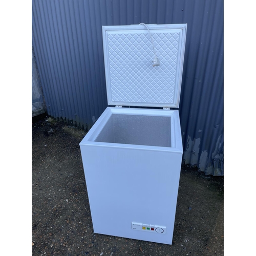 87 - A Scandinova chest freezer