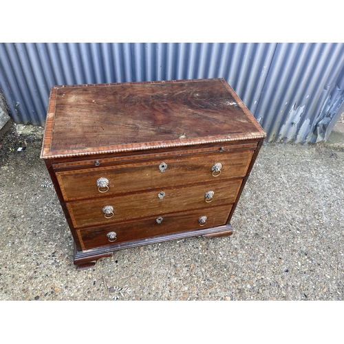 14 - A georgian mahogany batchelors chest if drawers 87x50x80