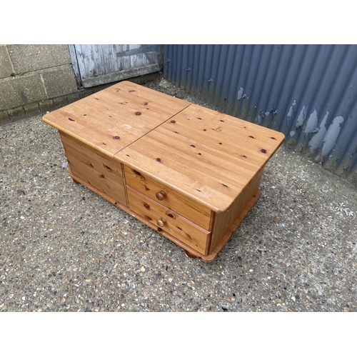 175 - A ducal pine storage coffee table 108x 62 x 45