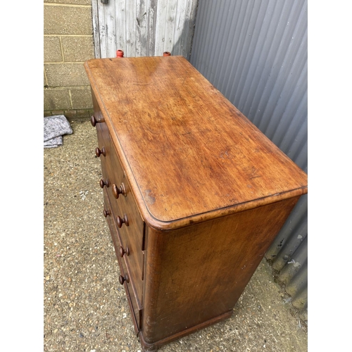 2 - A victorian mahogany chest of five drawers 105x50x105