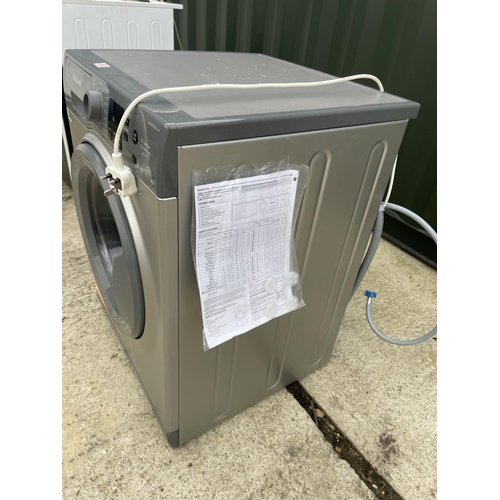 252 - Hotpoint silver washing machine