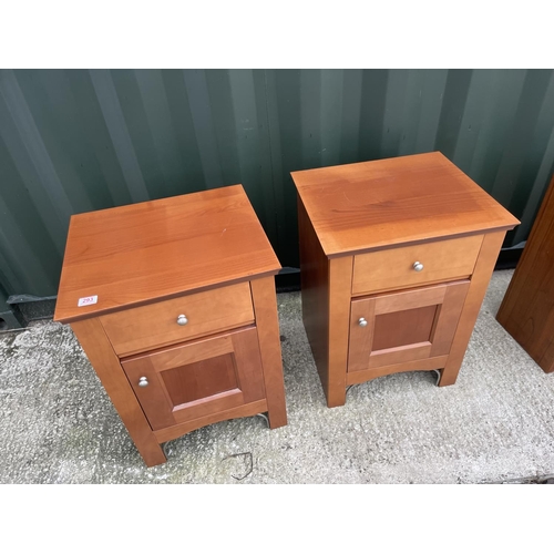 293 - A pair of modern bedsides