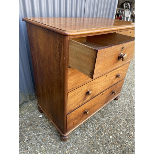 51 - A victorian mahogany chest of five drawers 103x55x 105