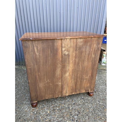 51 - A victorian mahogany chest of five drawers 103x55x 105