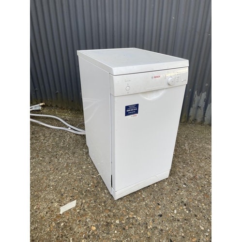 59 - A Bosch slimline dish washer