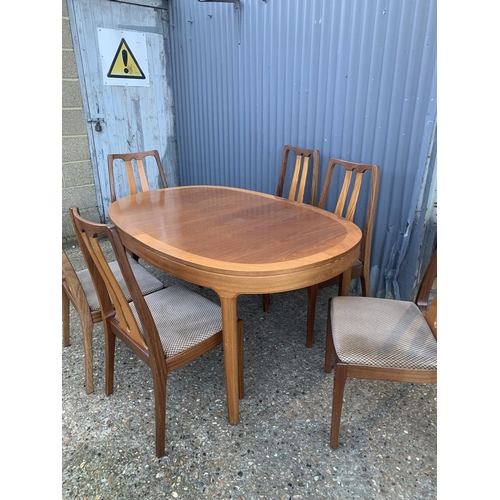 98 - Nathan extending dining table with 6 chairs. Unextended length 153cms, width 99cms, height 76cms