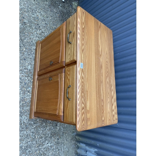 117 - A light oak two drawer sideboard 93x 50 x 80