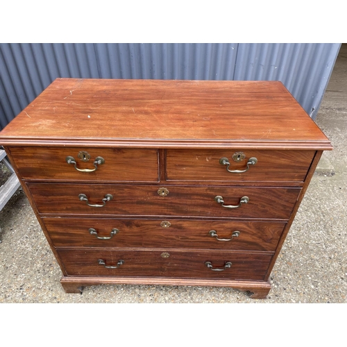 16 - A Georgian mahogany chest of five drawers 114 x57 x103