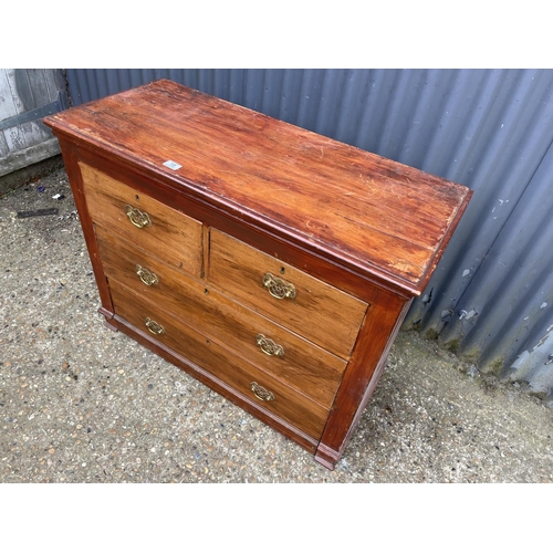 19 - An antique pine chest of four drawers 100x44x80