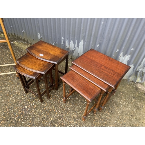 219 - Two oak nests of three tables and a valet stand