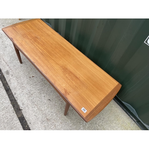 286 - A mid century g plan teak plank top coffee table