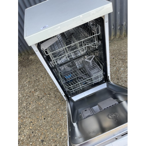 43 - A Bosch slim line dish washer