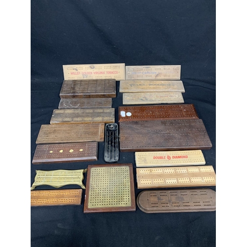 559 - 18 assorted vintage crib boards