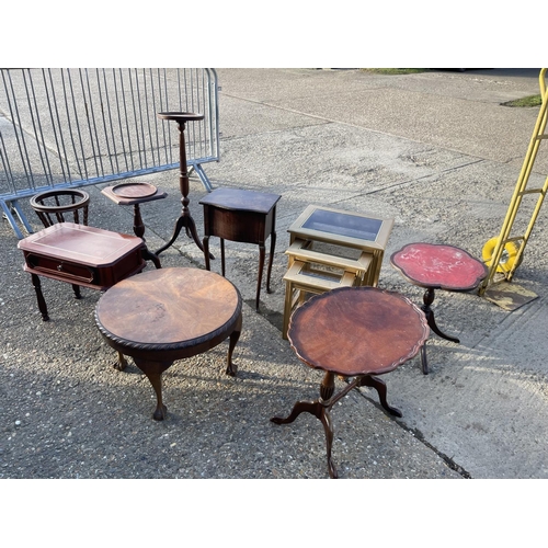 56 - A collection 8 assorted mahogany occasional tables and a nest of three