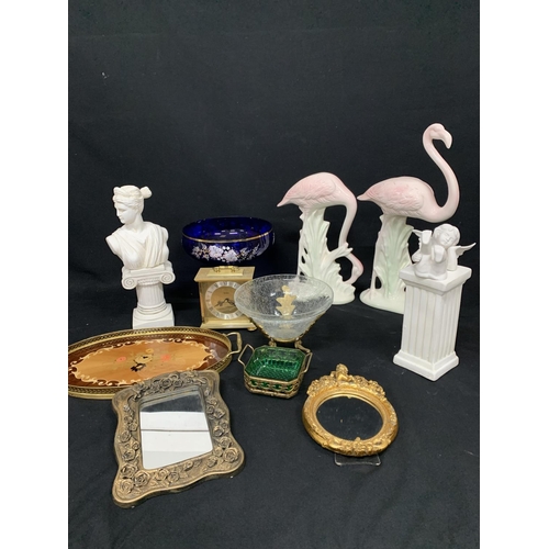 751 - Pair of Flamingo figures and decorative items (2)