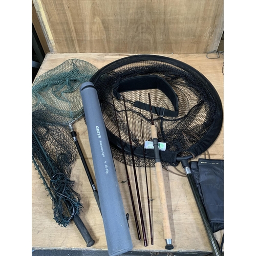 1047 - Greys Missionary Spin 9' Carbon rod with case and three landing nets all in good condition