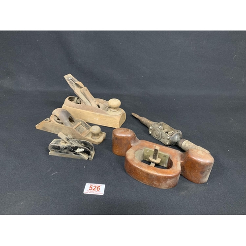 526 - 4 assorted planes and patent drill