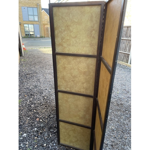 13 - A mid century abstract pattern four section screen 170cm tall