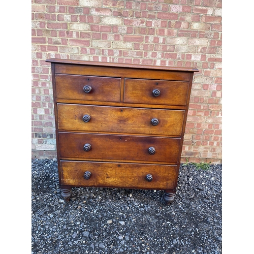 16 - A Victorian mahogany chest of five drawers (2 sections)  108x 42x 120