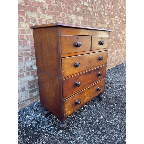 16 - A Victorian mahogany chest of five drawers (2 sections)  108x 42x 120