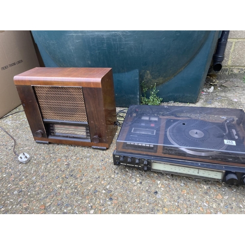 265 - Record deck, radio and box records