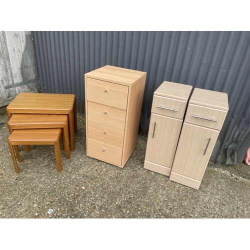 359 - Pair of modern bedsides, chest of four and nest of three