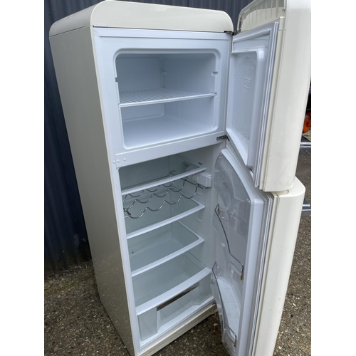 371 - A Smeg upright fridge freezer 63x65x 170