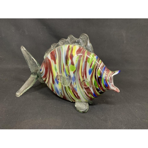 570 - End of the day glass fish, 32cm Long, 22 high, no damage