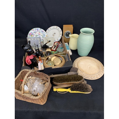 571 - Tray of clocks and sundry items, vintage bread board, pegs and vases (2)