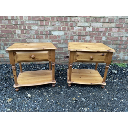 70 - A pair of pine single drawer bedsides