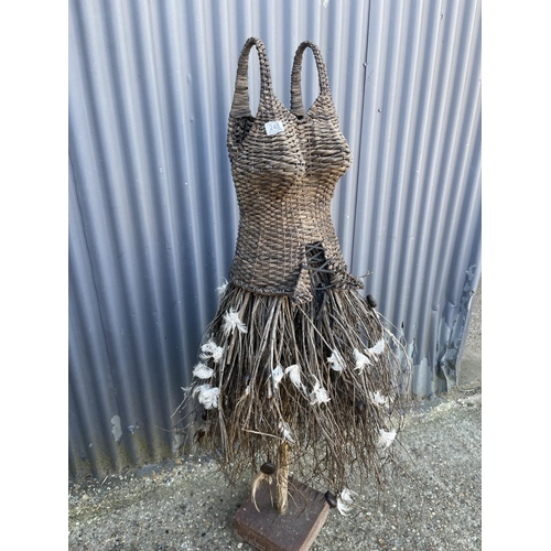 207 - A vintage wicker lady mannequin