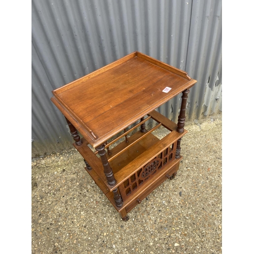 135 - A victorian mahogany whatnot stand  58x40x90