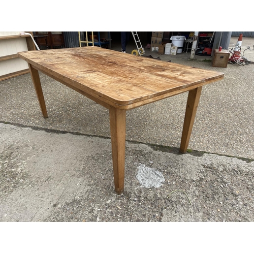 150 - A french style pine farmhouse dining table 186x98