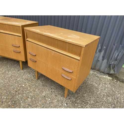 28 - A pair of mid century light oak chests of drawers 75x42x75