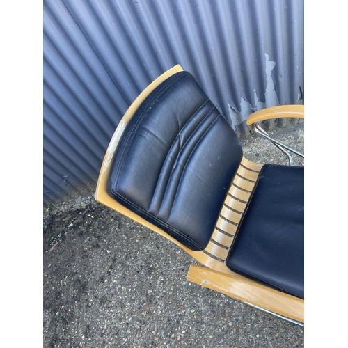 291 - Bent ply and chrome cantilever chair