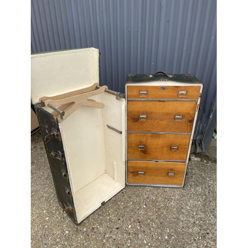 32 - A large vintage travelling case marked ROYAL BRAND fitted with four drawers and hanging compacts