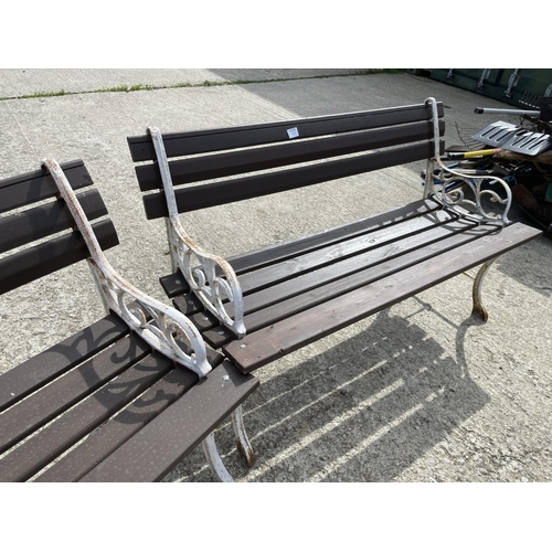 381d - A pair of meal framed garden benches with wooden slated seats