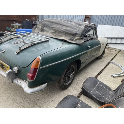 400 - CBG816C - MGB convertible for restoration. Many original parts, garage stored for some 25 years prio... 