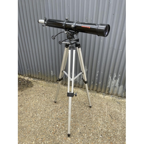 60 - Large CELESTRON telescope on tripod stand