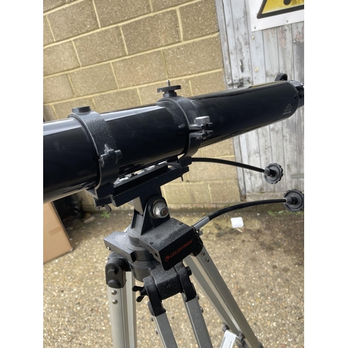 60 - Large CELESTRON telescope on tripod stand