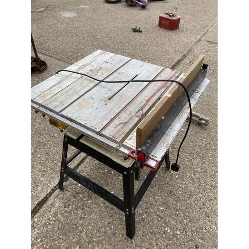 61 - An Axminster table saw