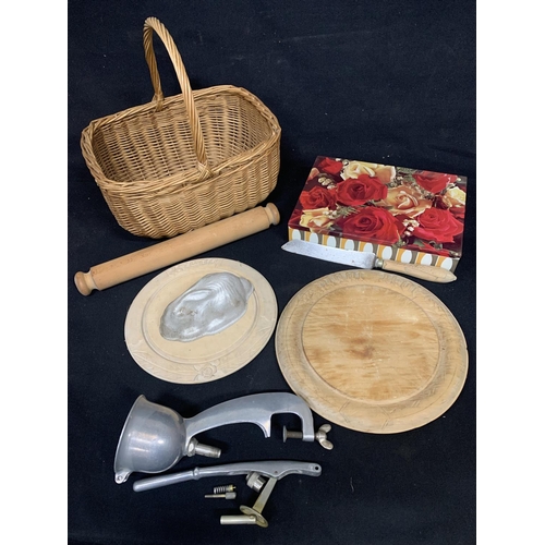 475 - Two wooden breadboards, knife, basket and kitchenalia