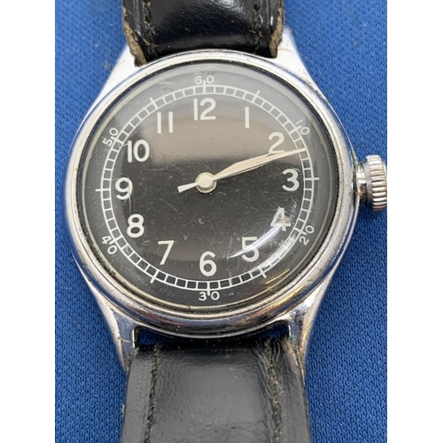 889 - Vintage 1940's WWll Bulova A-11- Type AF43 hacking seconds Watch on leather strap, running