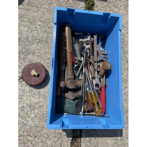 309 - Tray of spanner's and tape measure