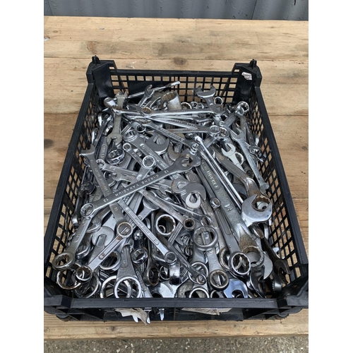 455 - Large qty of metric spanners