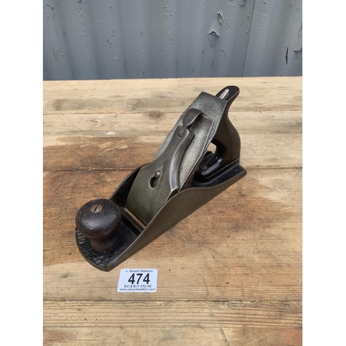 474 - Stanley 4 1/2 low knob plane - early model with original 1892 patent iron