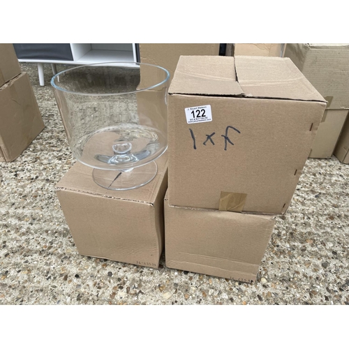 122 - Four new glass bowl vases