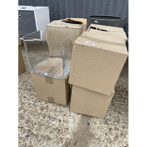 124 - 8  square form clear glass vases