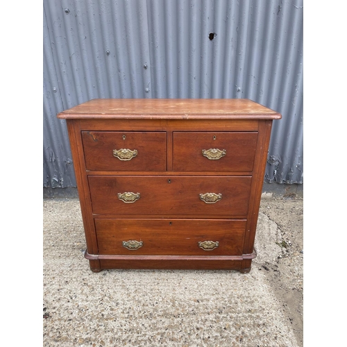 175 - A victorian mahogany chest of four drawers 90x 50x85